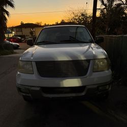 2003 Ford Expedition 