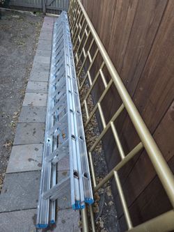 Werner Aluminum Ladder 32ft