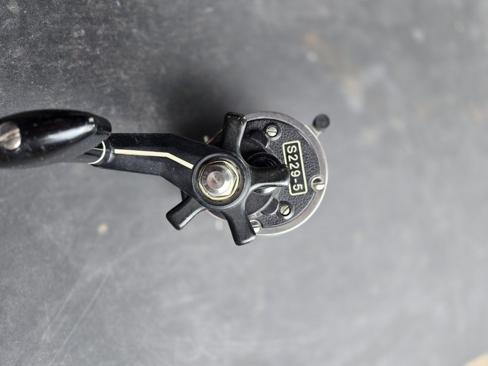 Newell S229 5 Reei In Excellent Condition