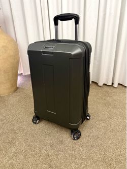 Samsonite Hardside Carry on Spinner Suitcase