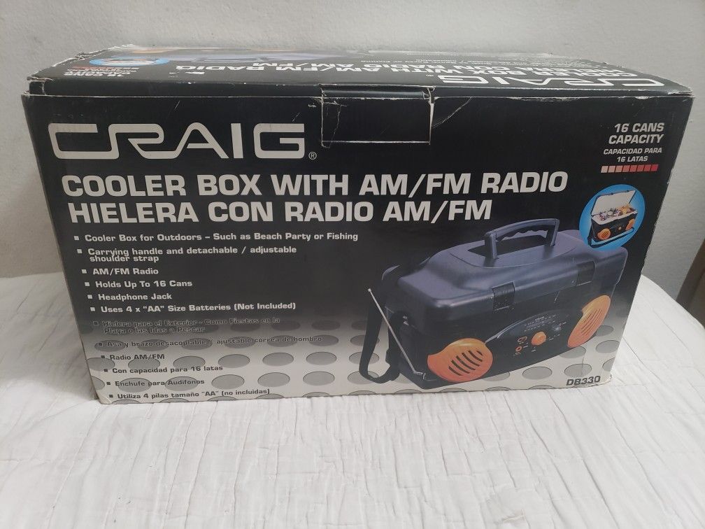 Craig Cooler Box With Am/Fm Radio DB330