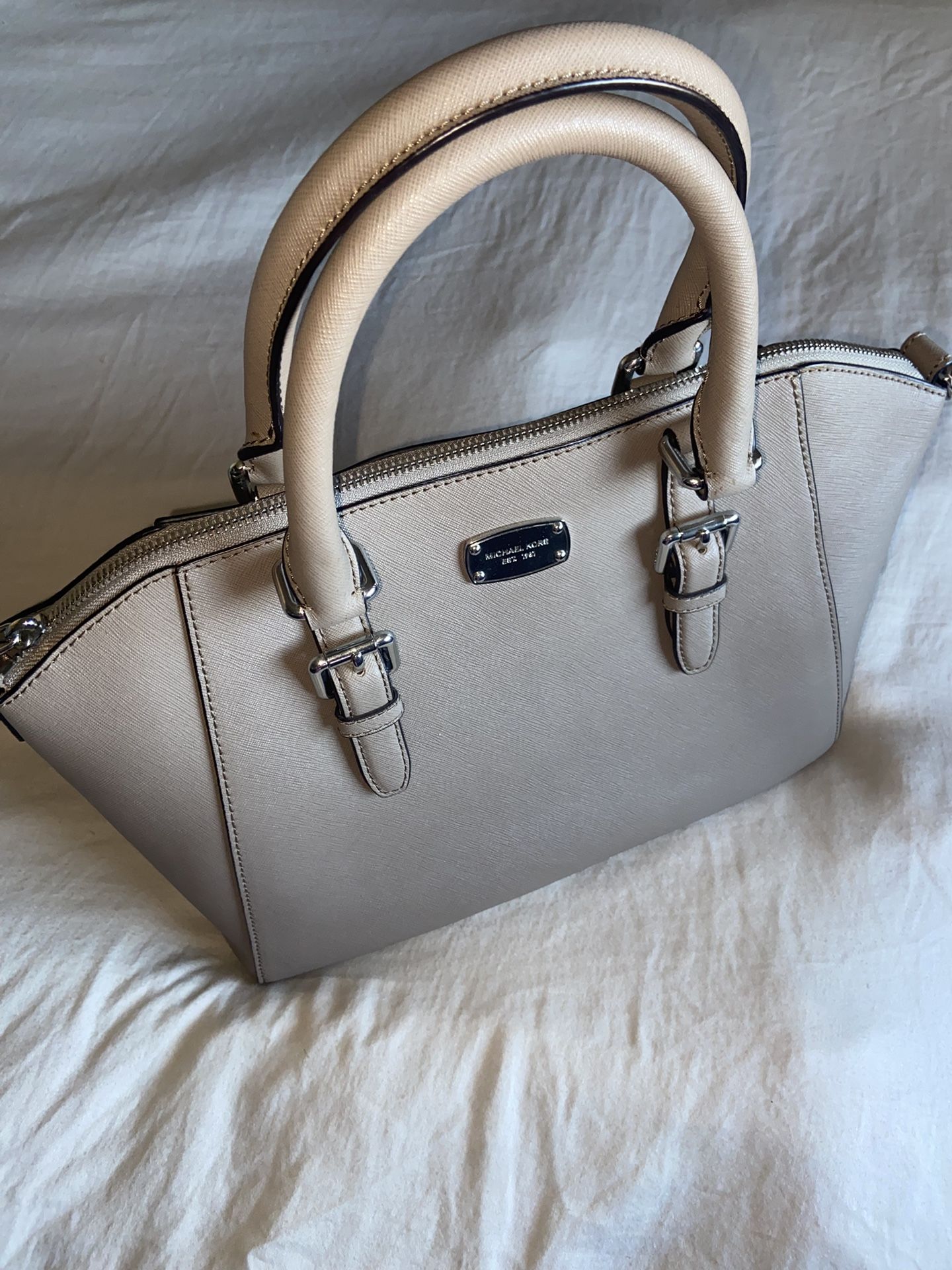 Micheal Kors Purse plus Keychain