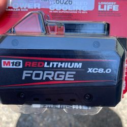 Milwaukee FORGE Battery M18 Red Lithium  XC8.0 Ah - Pass Clean Up Only 