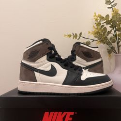 Jordan 1 “mocha”