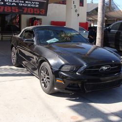 2014 Ford Mustang V6 Convertible