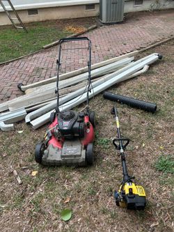 Lawnmower and weedeater (READ DESCRIPTION)