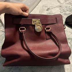 Micheal Kors Purse Maroon