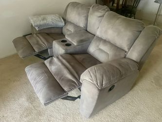 Double Recliner Couch W/ Storage Console.