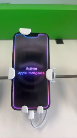 IPhone 16 e $30