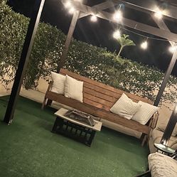 Fish Tank Aquarium Setup Display 