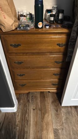 Dresser