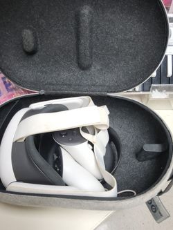 Occlusion virtual reality game console