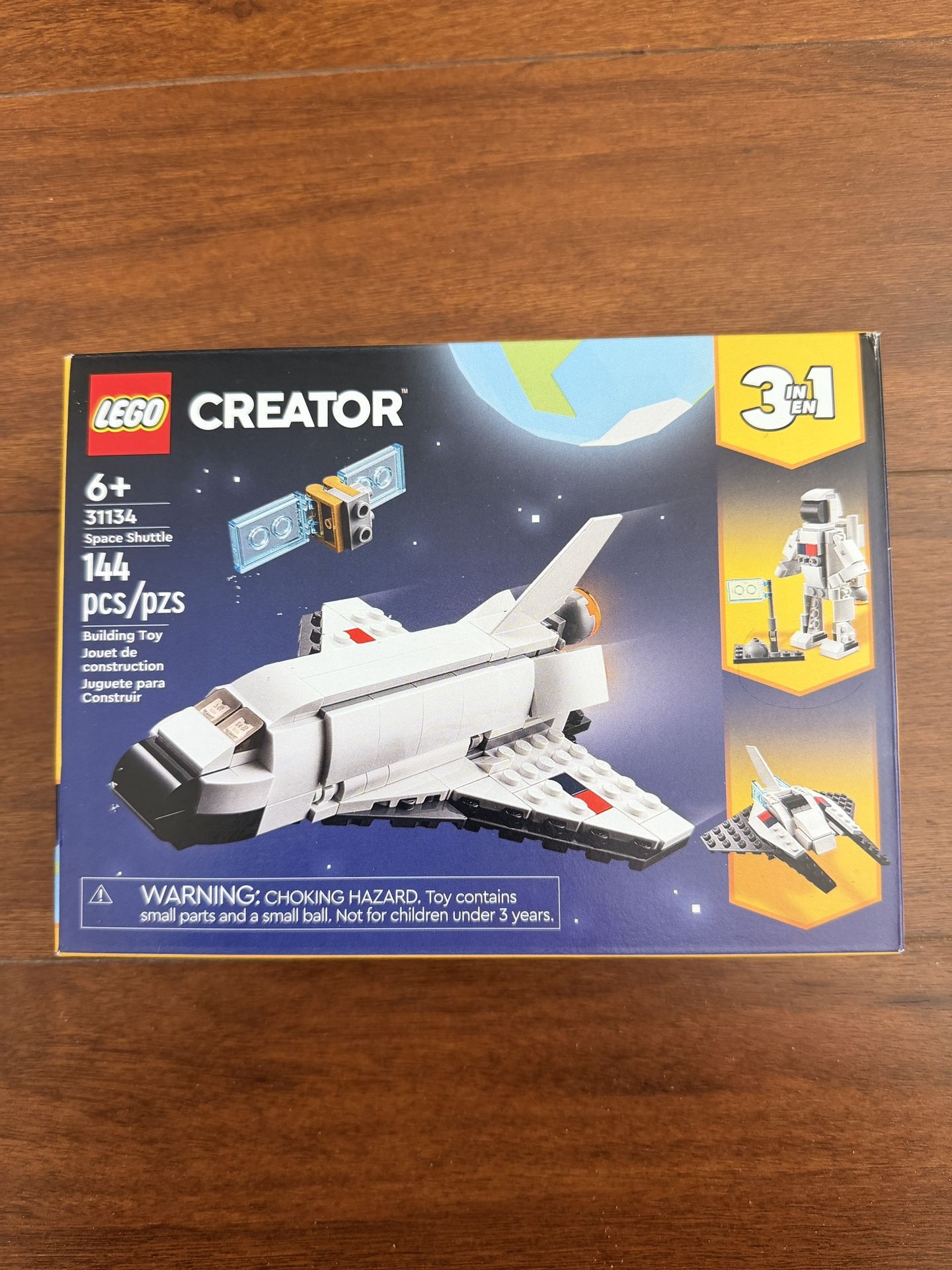 LEGO Creator 3 in 1 Space Shuttle Building Toy for Kids, Creative Gift Idea for Boys and Girls Ages 6 and Up, Build and Rebuild this Space Shuttle Toy