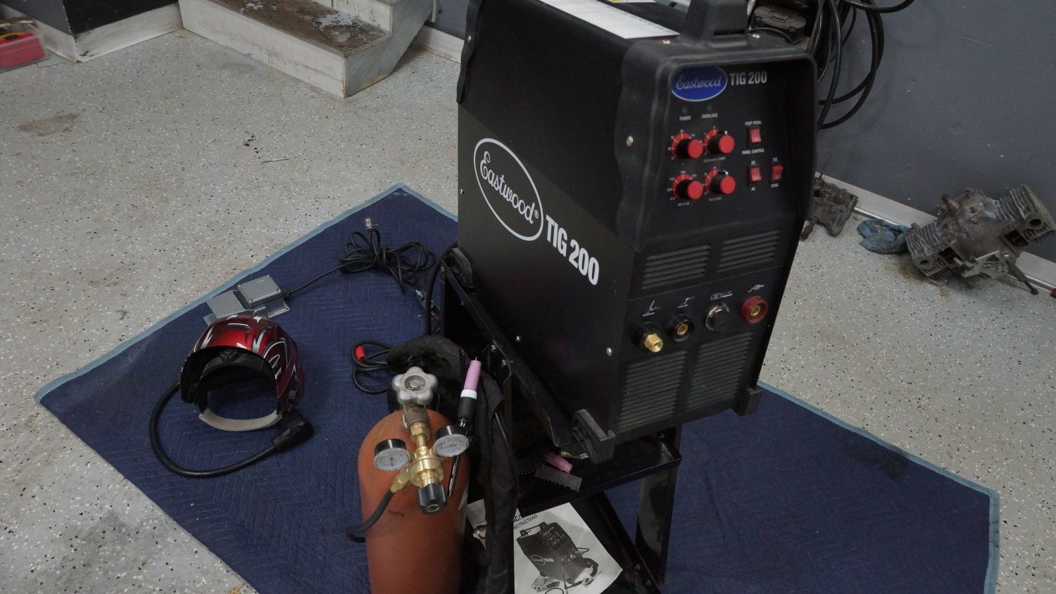 Eastwood 200 Amp AC/DC TIG Welder