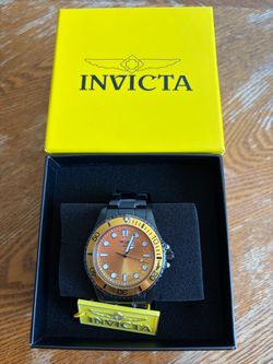 Invicta Diver-Style Watch with Orange Dial 42mm