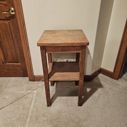 small oak two-tier side table. 