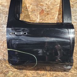 2019 - 2024 GMC SIERRA Silverado 1500 CREW CAB REAR RIGHT SIDE DOOR SHELL OEM