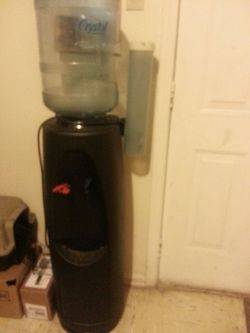 $100 water dispenser