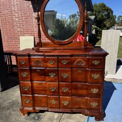 Vaughan Furniture Cherry 8 Drawer Mule Chest w/Cheval Mirror