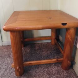 End Table And Matching Coffee Table 