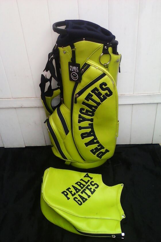 Pearly Gates golf caddy bag