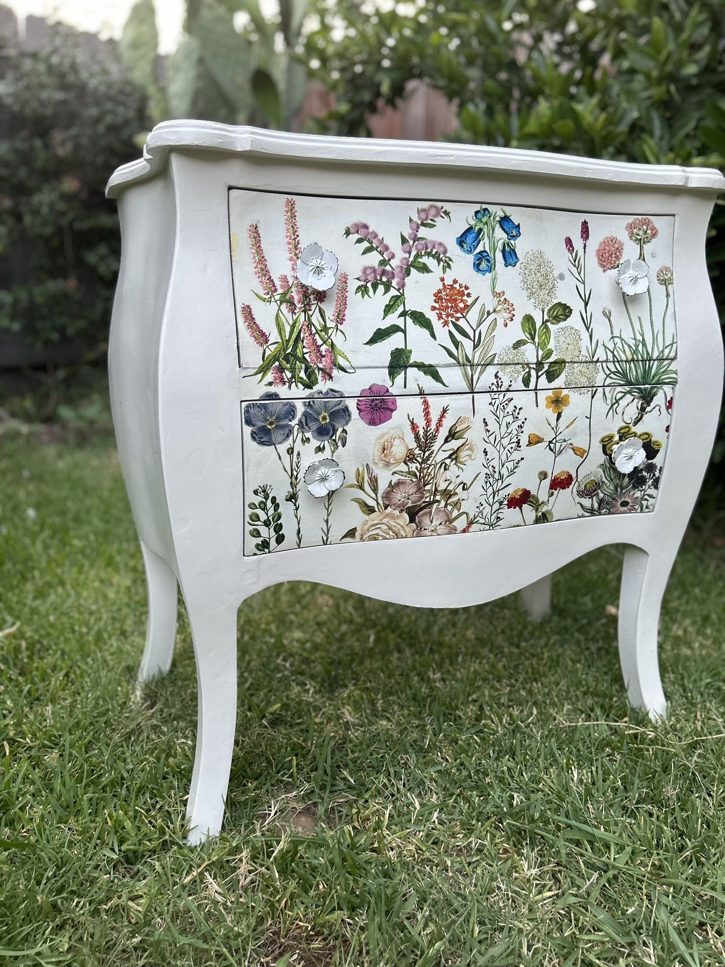 Accent Table 