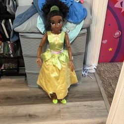 Play date Tiana Doll 