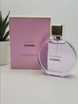 CHANCE EAU SPLENDIDE Eau de Parfum

1.7 fl  (2 available, 1 Box Damaged)