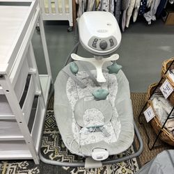 Graco Baby swing