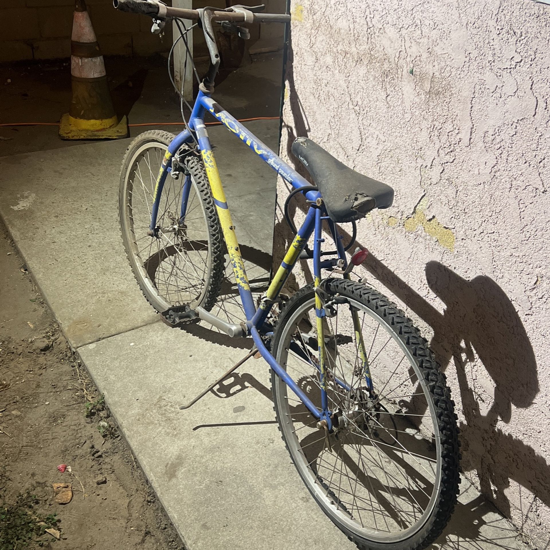 Mountain bike for Sale in Santa Ana, CA OfferUp
