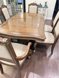 Dinning table 8 seater with 6 chairs