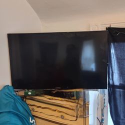 43 Inch Smart TV 