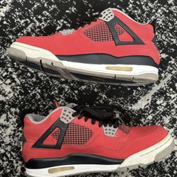 Jordan 4 2013 Toro Bravo Size Men’s 10 NO BOX