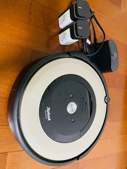 iRobot Roomba Robot Vacuum 600 Series