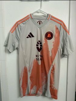 Roma Away kit 24/25