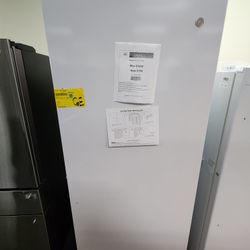 Garage Ready 21.3 cu.ft.Frost Free Defrost Upright Freezer