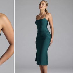 $35 Emerald Green Dress 👗 Medium 