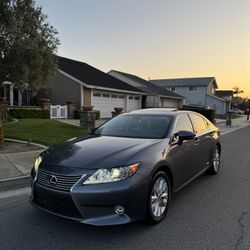 2014 Lexus Es300h 