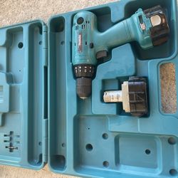 12V Makita Cordless Drill 