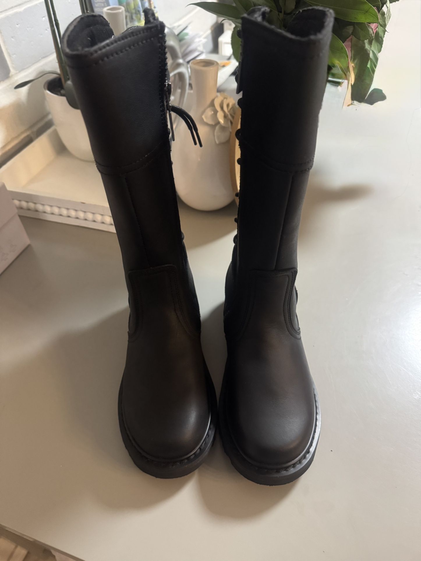 Motorcycle boots
