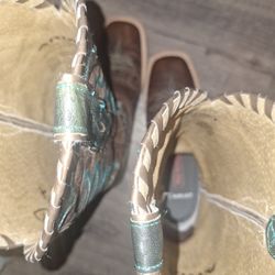 Ariat Women Boots Size 7B