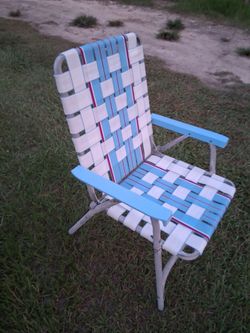 Vintage Woven Lawn Chair