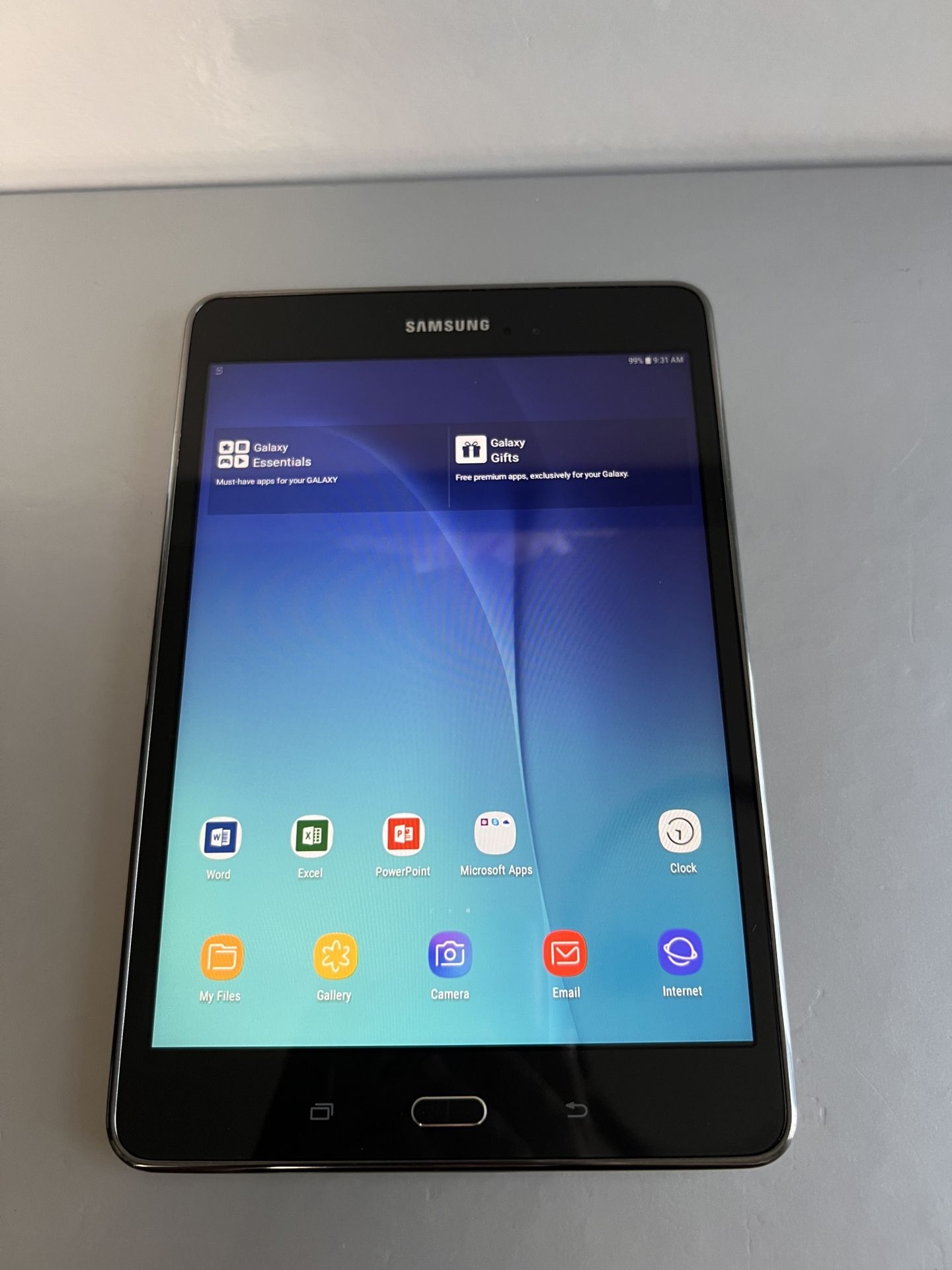 Samsung Galaxy Tab A SM-T350 Tablet 8” Android 7.1.1 w/ Charger - $29
