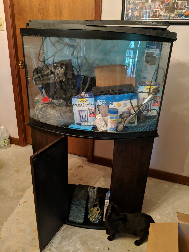 36 Gallon Fish Tank With All Accessories