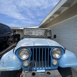 Jeep CJ 1973