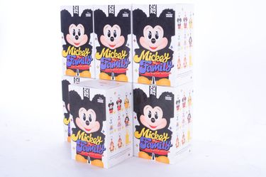 Pop Mart Disney Mickey Family