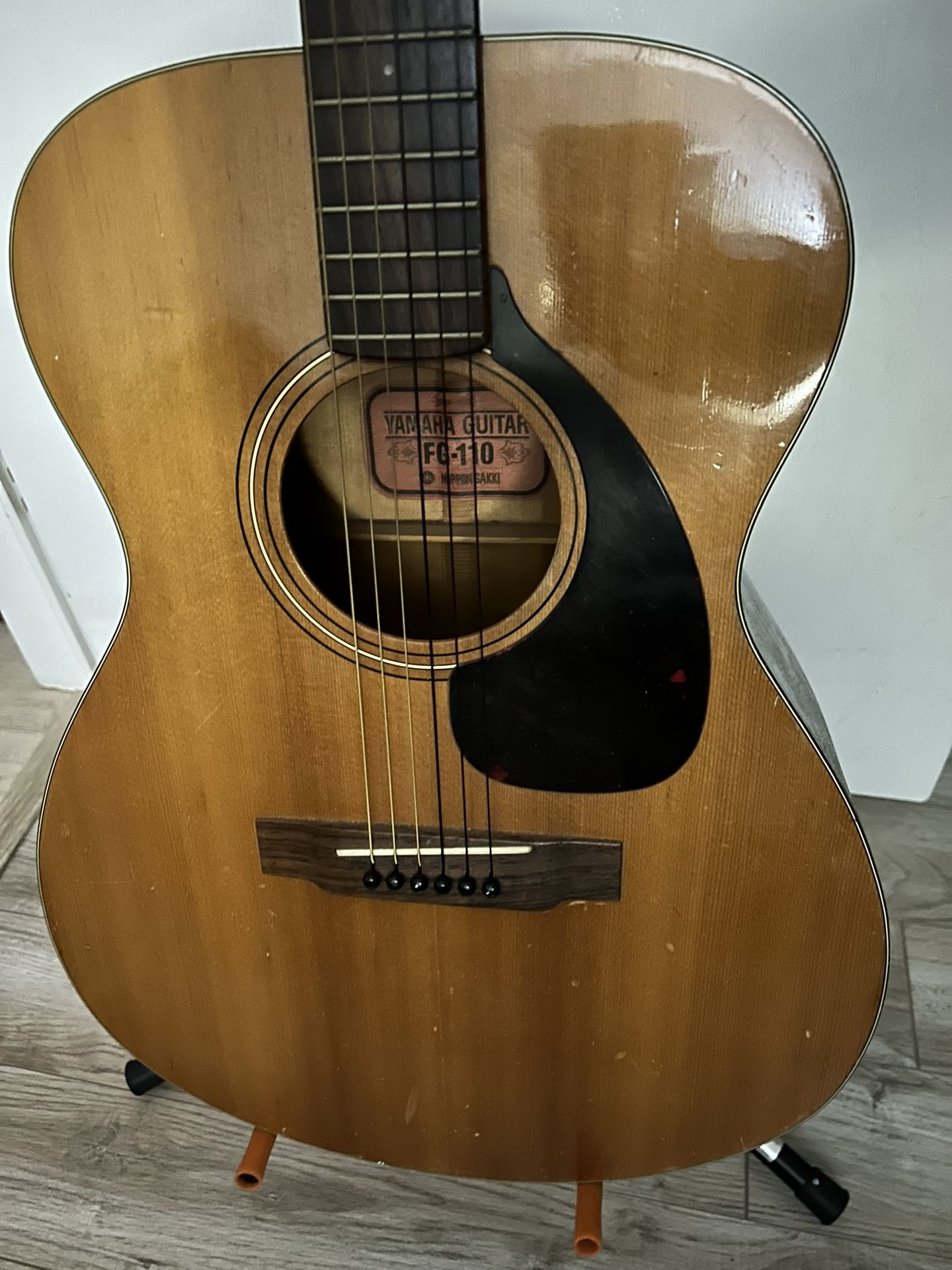 1960s Red Label Yahama FG-110 Acoustic Guitar (with stand)