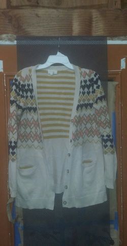 Cardigan button up sweater( size medium)