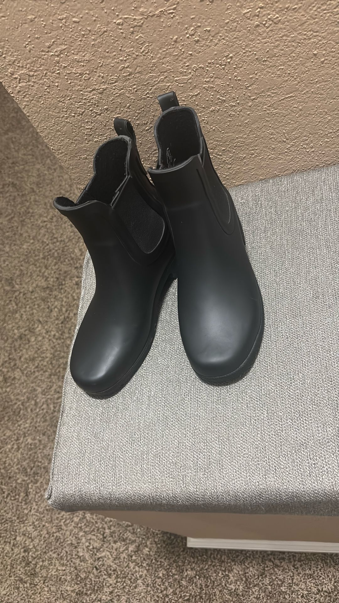 Eddie Bauer Rain Boots 