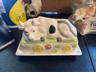 Cow butter dish